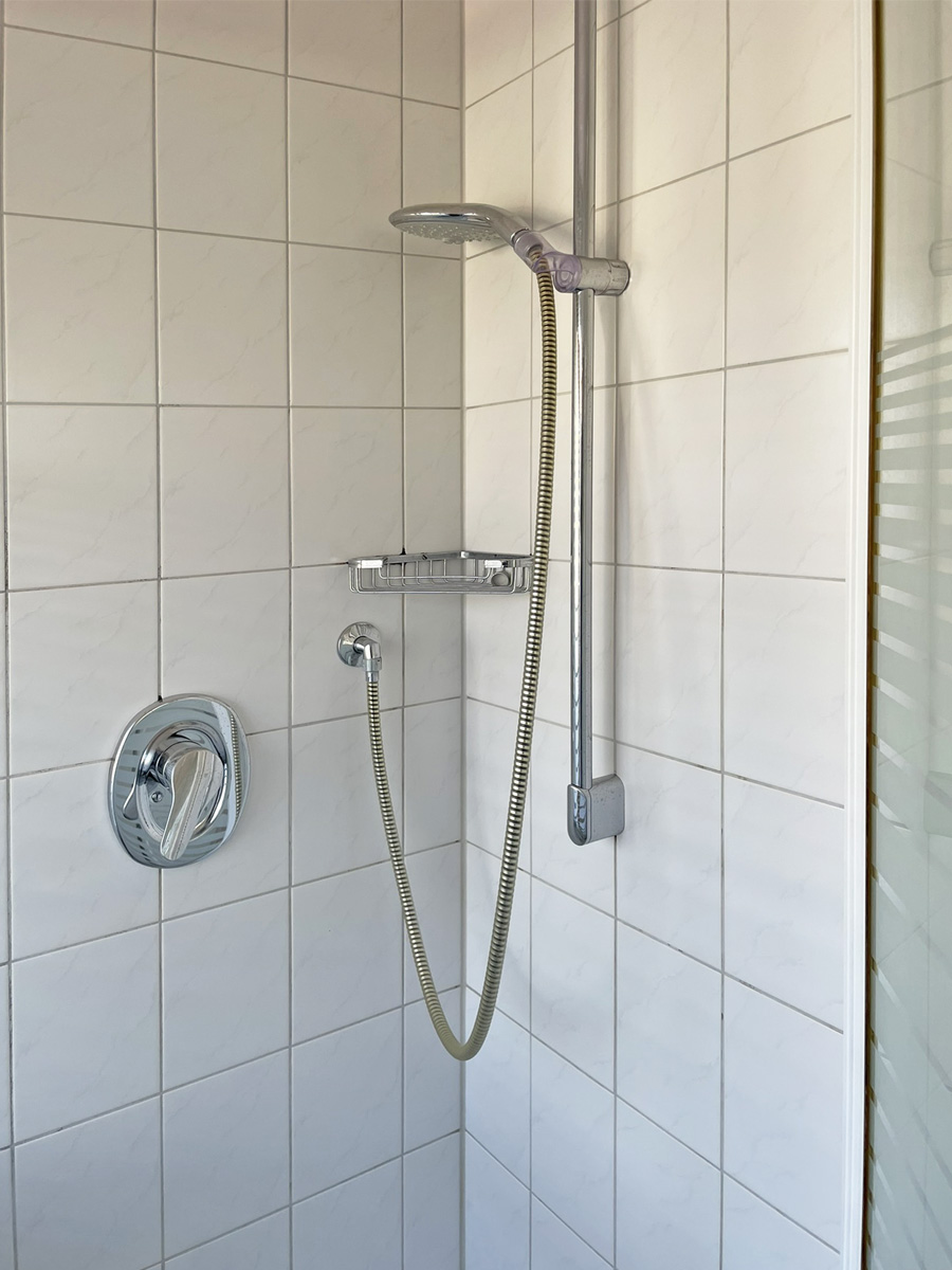 separate Duschkabine Etagenwohnung Stuttgart