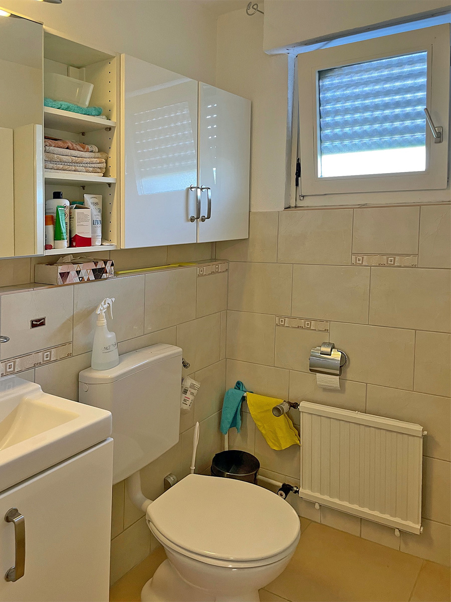 G�ste WC Reihenendhaus Holzgerlingen