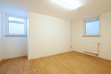 Zimmer/Hobbyraum UG Neuwertiges Reiheneckhaus - Wohnen mit Komfort  in gefragter Lage Plieningens