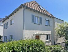 Hausansicht Charmantes 30er Jahre Haus mit sch�nem Garten in der begehrten Parksiedlung von S-M�hringen
