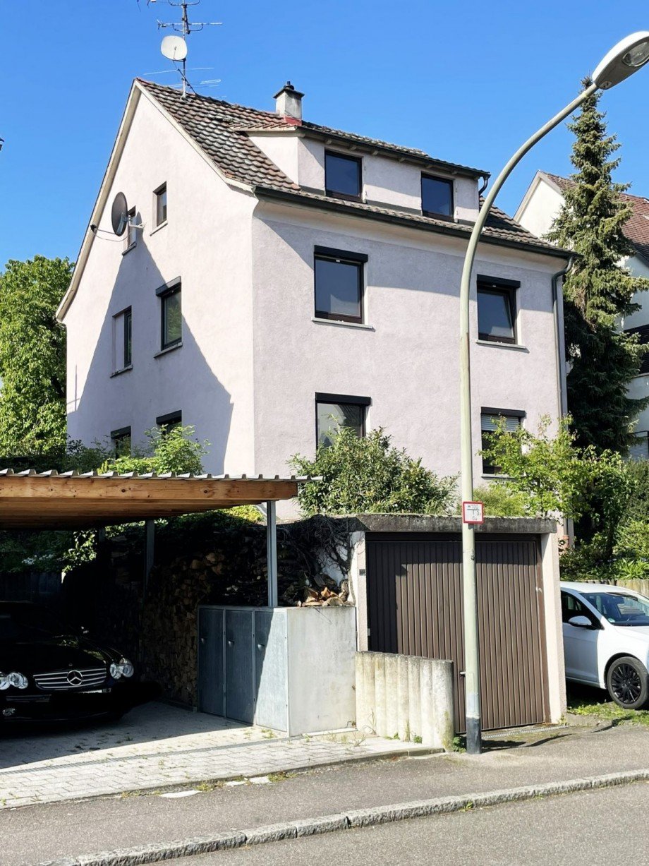 Hausansicht 2 Zweifamilienhaus Stuttgart