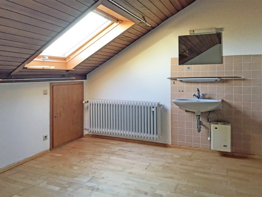 Zimmer im DG Reihenendhaus Ostfildern