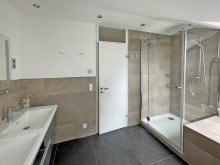 Tageslichtbad Eltern DG Tolle Aussicht(en) - Neuwertige XXL-Wohnung in unmittelbarer N�he des H�henparks Killesberg