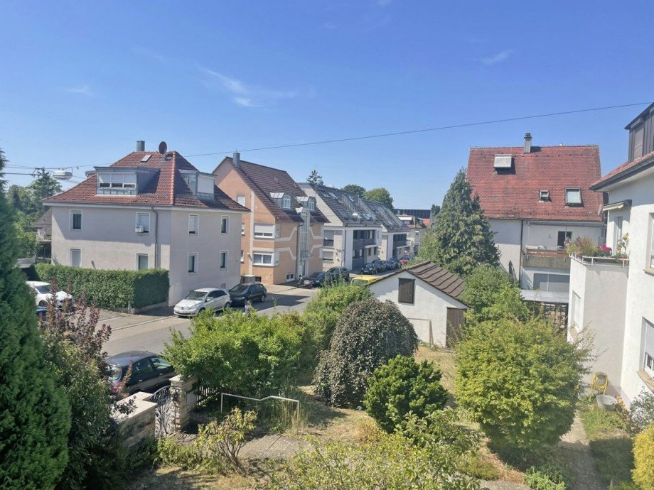 Blick vom Balkon OG Mehrfamilienhaus Stuttgart