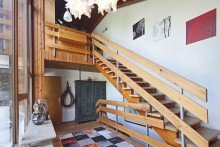 Treppenaufgang in das DG Ihr neues Zuhause - Doppelhaush�lfte in ruhiger, begehrter Lage mit gro�em Garten