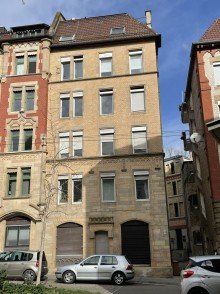 Hausansicht Top-Lage im Stuttgarter Westen: Mehrfamilienhaus aus der Jahrhundertwende
