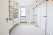 aktuell Ankleidezimmer OG Neuwertiges Reiheneckhaus - Wohnen mit Komfort  in gefragter Lage Plieningens