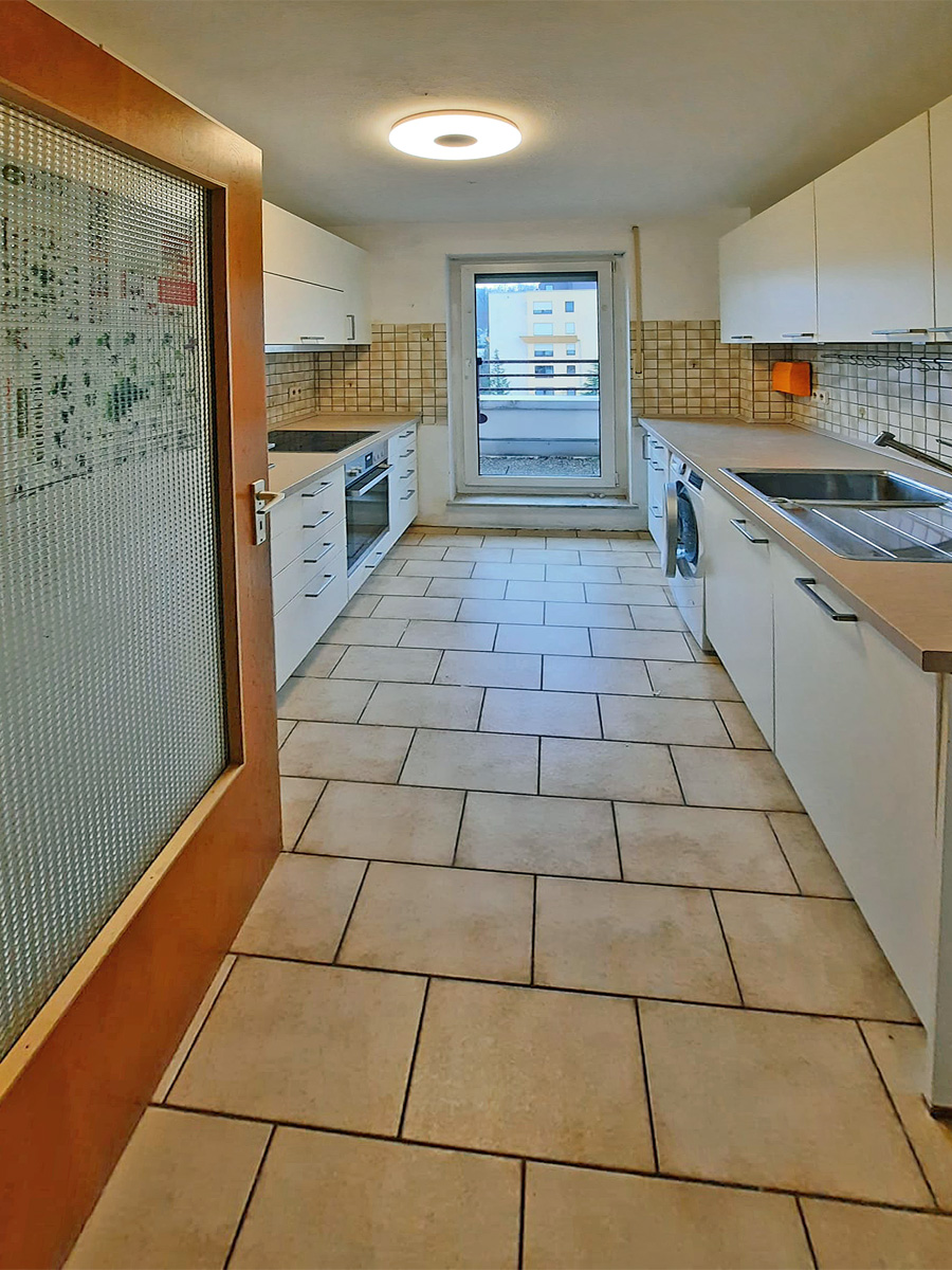 Einbauk�che mit Terrassenzugang Etagenwohnung Stuttgart