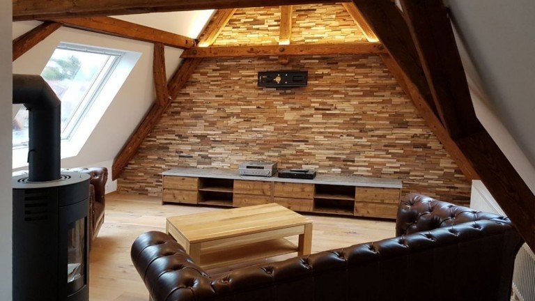 Wohnbereich Stuttgart Dachgeschosswohnung M�blierte Smarthome DG-Wohnung mit Loftcharakter in zentraler, begehrter Lage in S-Gablenberg