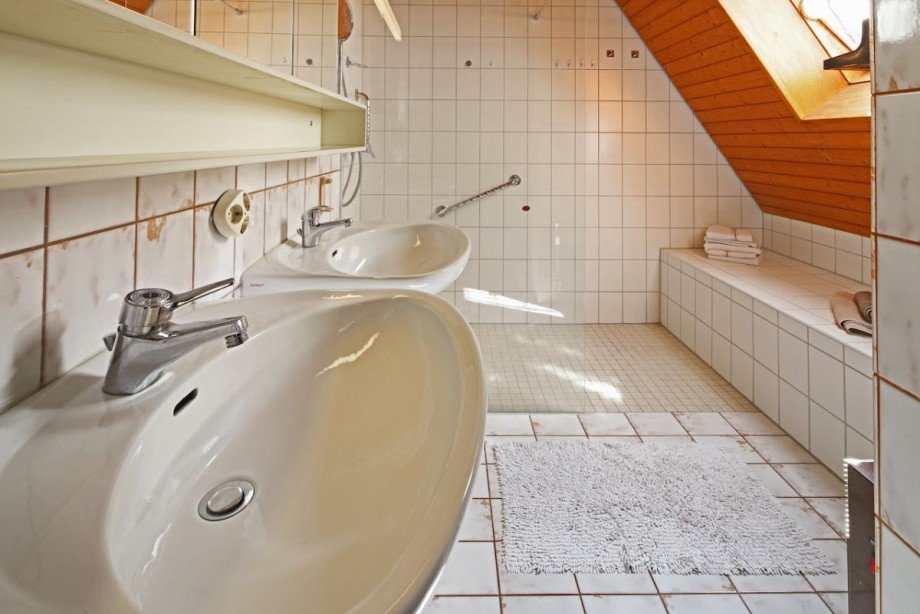 Tageslichtbad OG Maisonettewohnung Sindelfingen