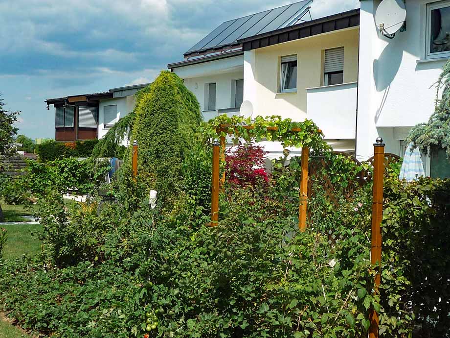 Nachbarbebauung Reihenmittelhaus Bietigheim-Bisingen