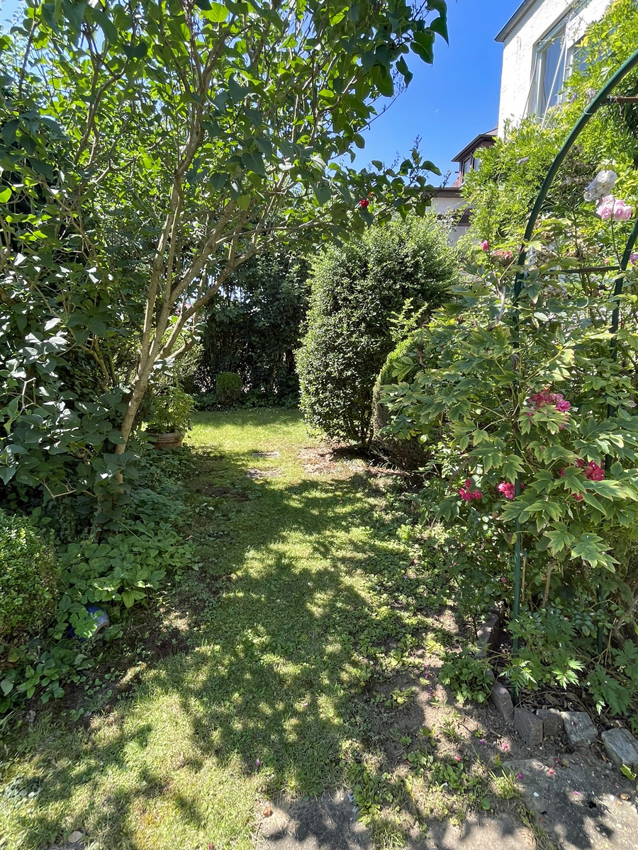 Garten Zweifamilienhaus Stuttgart