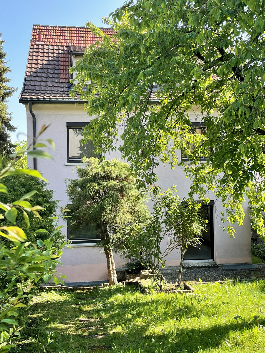 Hausansicht vom Garten Zweifamilienhaus Stuttgart