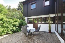Kleine Terrasse vor dem Haus Ihr neues Zuhause - Doppelhaush�lfte in ruhiger, begehrter Lage mit gro�em Garten