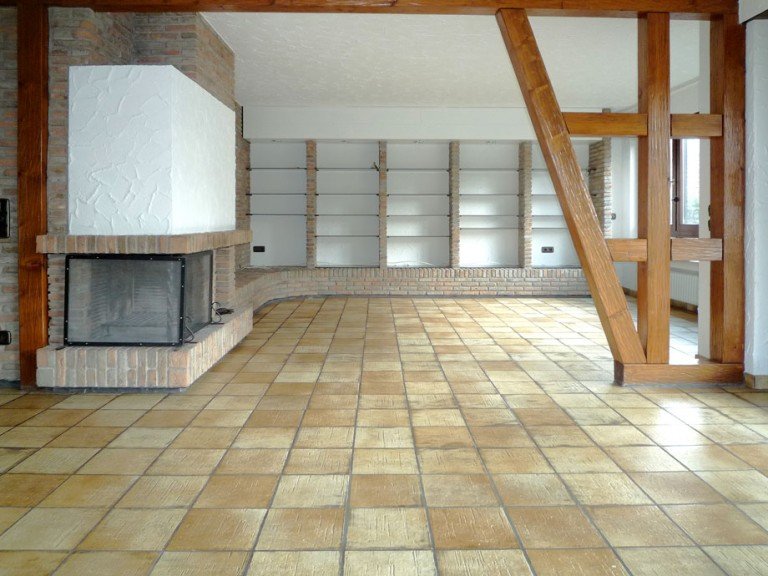 Wohnbereich Stuttgart Erdgeschosswohnung EG-Wohnung mit Kamin und Garten in ruhiger, zentraler Lage Heumadens