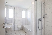 Tageslichtbad OG Neuwertiges Reiheneckhaus - Wohnen mit Komfort  in gefragter Lage Plieningens