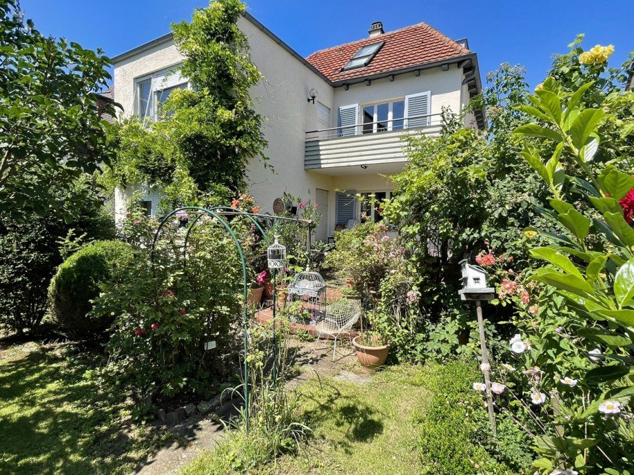 Hausansicht vom Garten Zweifamilienhaus Stuttgart