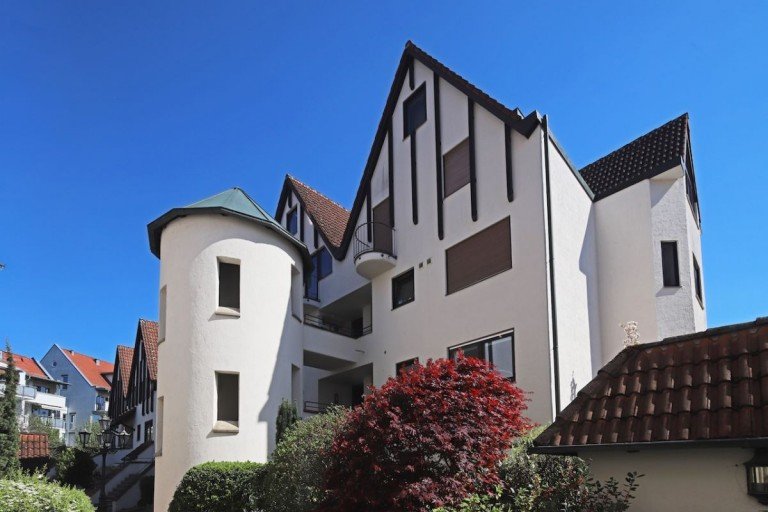 Au�enansicht Sindelfingen Maisonettewohnung Ein Zuhause mit Hauscharakter: Maisonette auf 3 Ebenen inklusive 2 Tiefgaragenstellpl�tzen