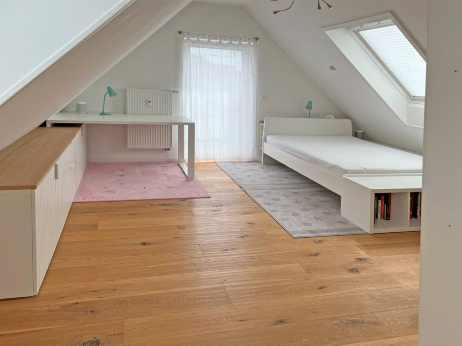 Kinderzimmer 01-DG Maisonettewohnung Stuttgart