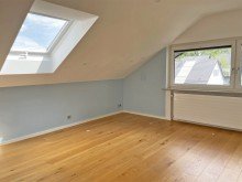 Kinderzimmer 1 DG Tolle Aussicht(en) - Neuwertige XXL-Wohnung in unmittelbarer N�he des H�henparks Killesberg