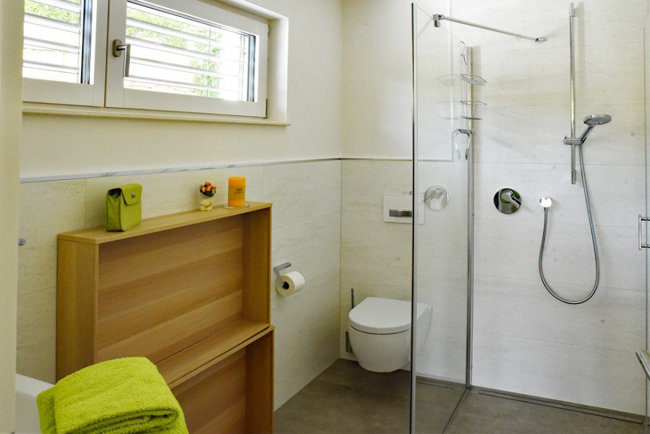 G�stebad Gartengeschoss Einfamilienhaus Ober-M�rlen