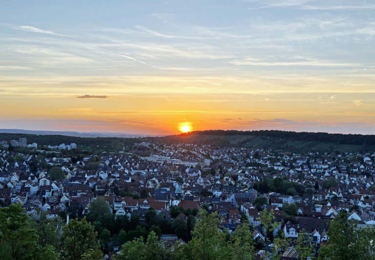 Blick vom Balkon im DG Stuttgart Haus Tolle Aussicht(en) - Neuwertige XXL-Wohnung in unmittelbarer N�he des H�henparks Killesberg