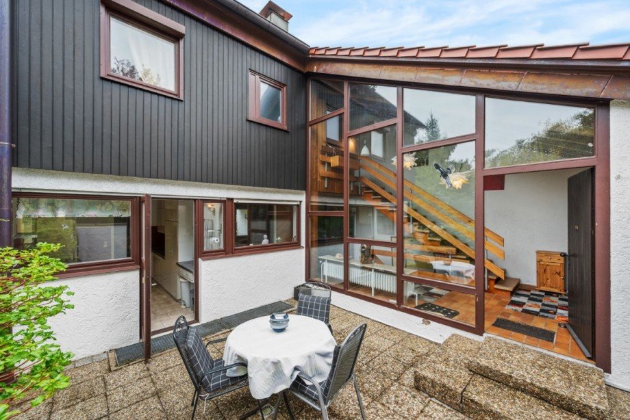 Eingangsbereich vor dem Haus Doppelhaush�lfte B�blingen