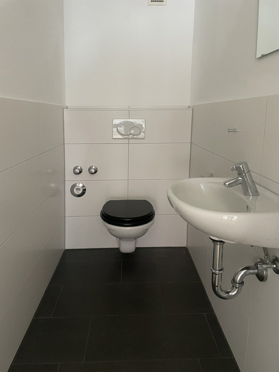 separates WC im OG Maisonettewohnung Filderstadt