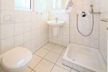 Badbereich Einliegerzimmer UG Neuwertiges Reiheneckhaus - Wohnen mit Komfort  in gefragter Lage Plieningens