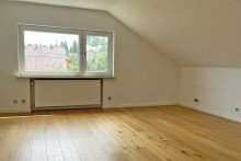 Kinderzimmer 2 DG Tolle Aussicht(en) - Neuwertige XXL-Wohnung in unmittelbarer N�he des H�henparks Killesberg