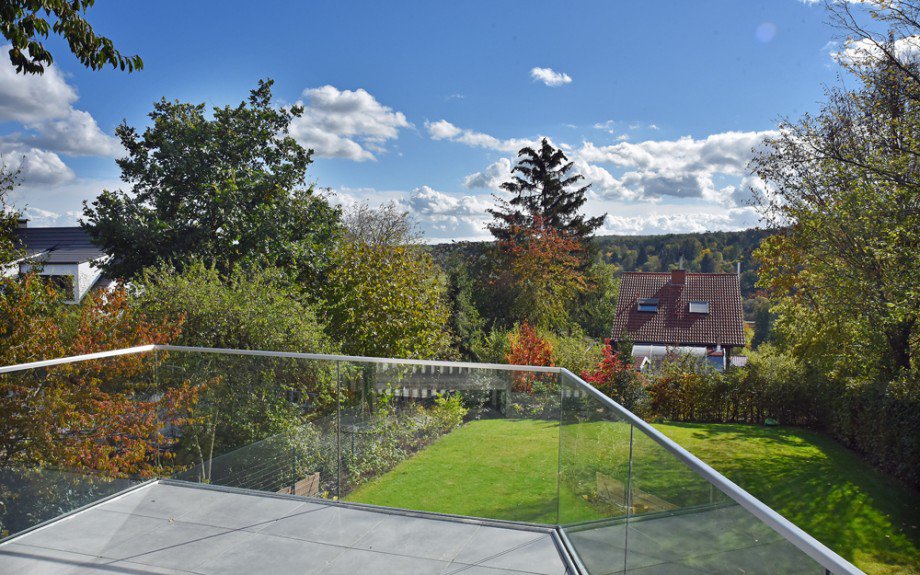 Blick vom S�dbalkon EG Einfamilienhaus Ober-M�rlen