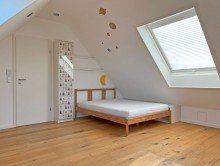 Kinderzimmer 02-DG Neuwertige, energieeffiziente Maisonette-Wohnung in M�hringens M�rchensiedlung