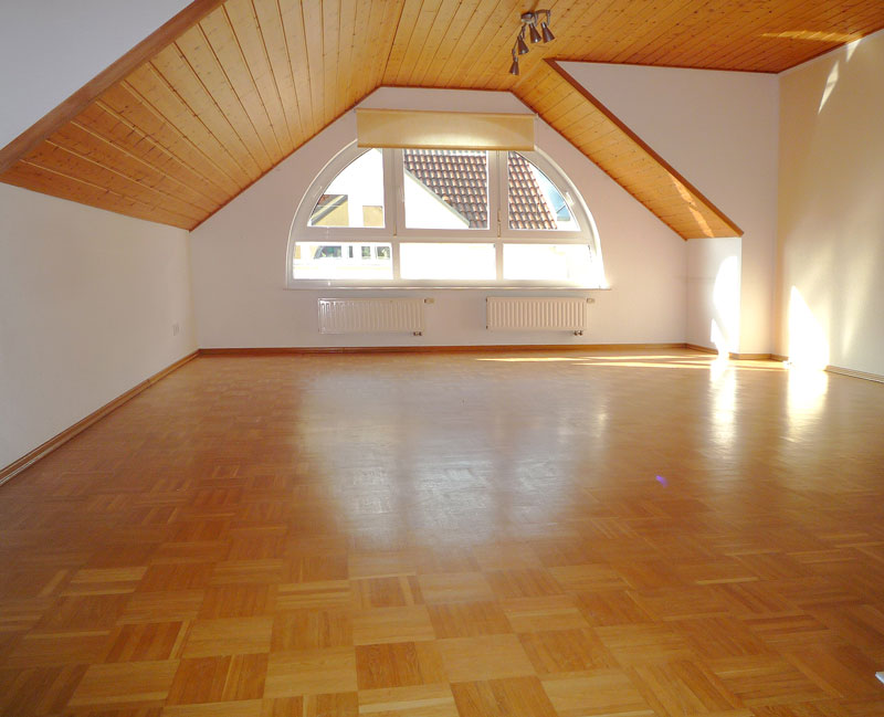 Wohn- und Essbereich Dachgeschosswohnung Korntal-M�nchingen