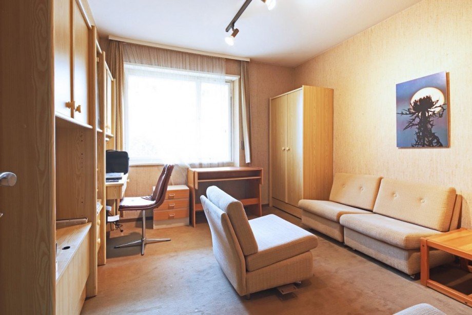 Zimmer 2 Gartengeschoss Einfamilienhaus Stuttgart