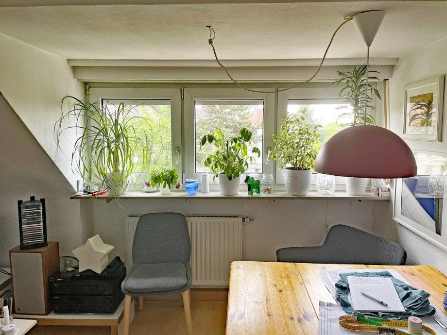 Zimmer DG Mehrfamilienhaus Stuttgart